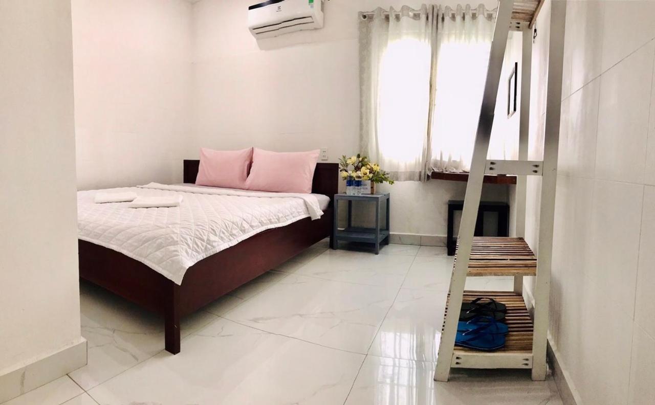 Nha Khach Ken Hotell Cà Mau Exteriör bild