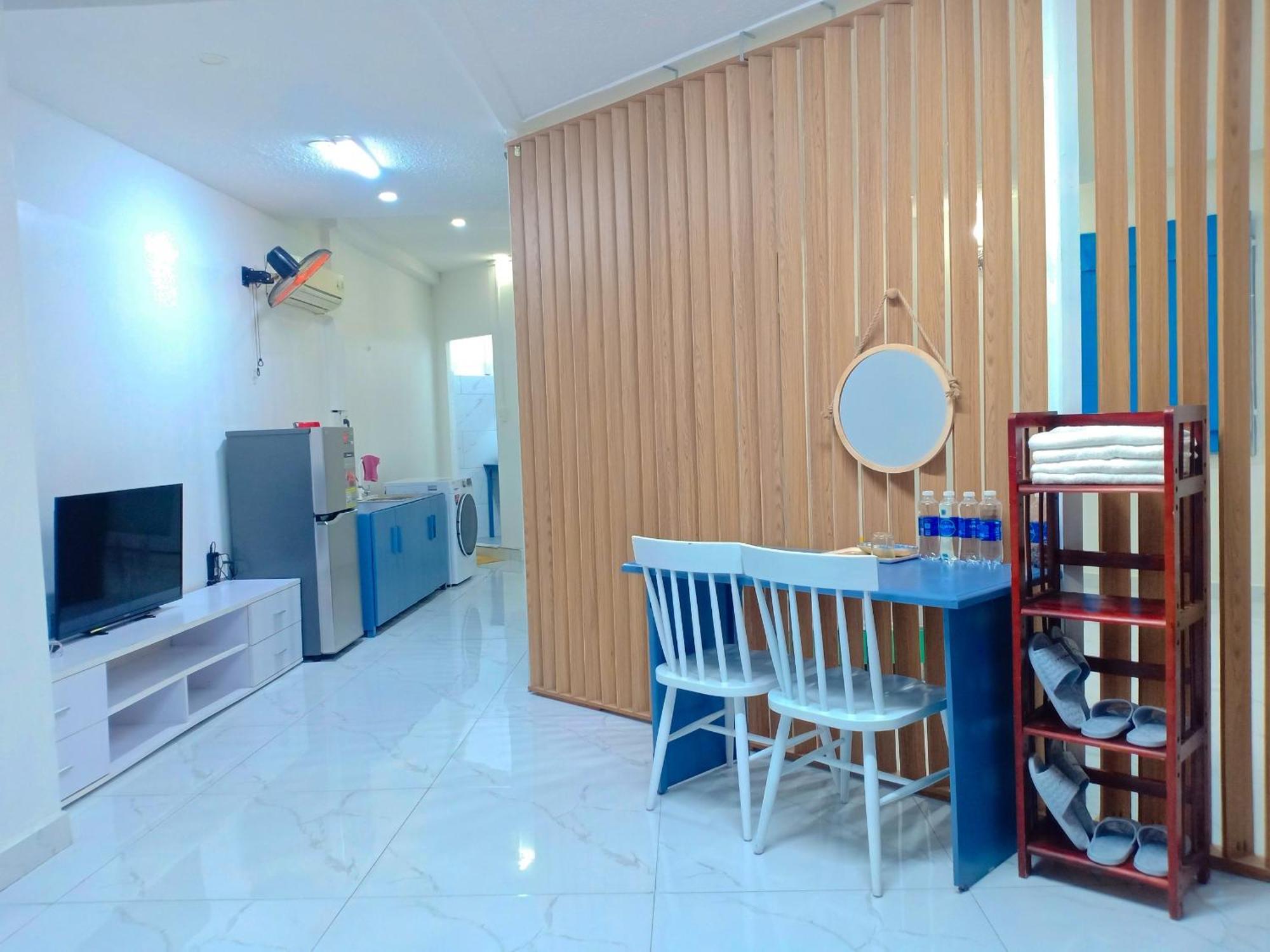 Nha Khach Ken Hotell Cà Mau Exteriör bild